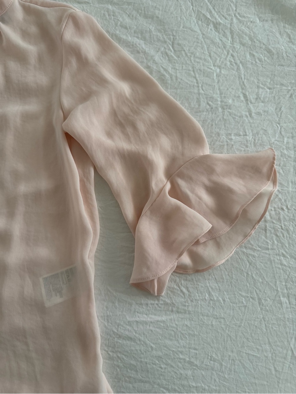 H&M Elegant Women’s Blush Pink Ruffle-Sleeve Top - Picture 3 of 10